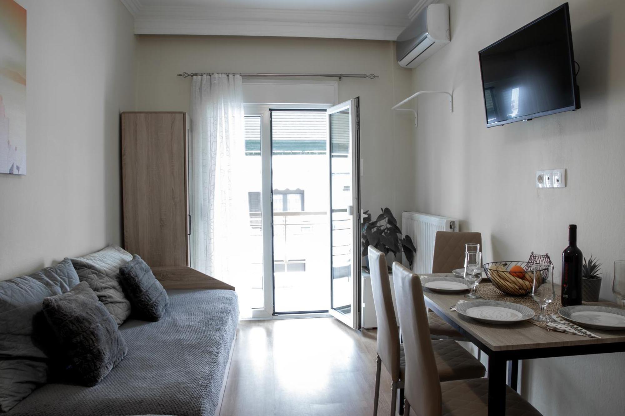 Papoulias Apartment *